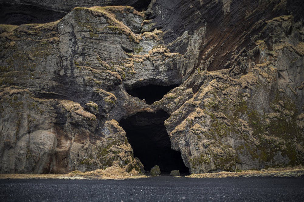 Yoda Cave (Hjörleifshöfði)